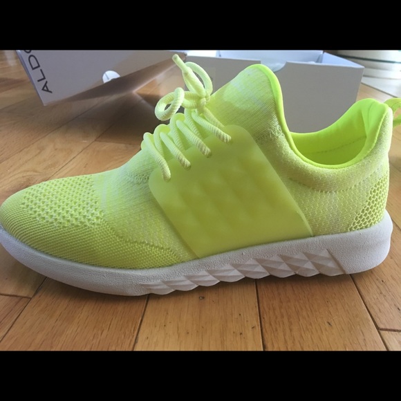 ALDO RUNNING SHOES - Picture 3 of 4